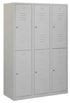 Lockerkast. 180 x 120 x 50 cm (HxBxD). 3 kolommen met 2 deurtjes per kolom en ventilatie sleuven.