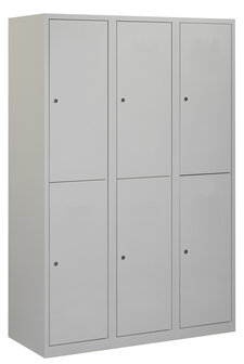 Lockerkast. 180 x 120 x 50 cm (HxBxD). 3 kolommen met 2 deurtjes per kolom en gladde deuren