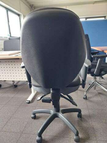 Eenvoudige bureaustoel zwart OUTLET!!