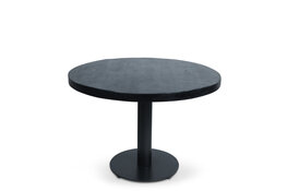 Parel eettafel met mangohouten rond blad in naturel of zwarte kleur en zwarte grondplaat. Verkrijgbaar in diverse afmetingen.